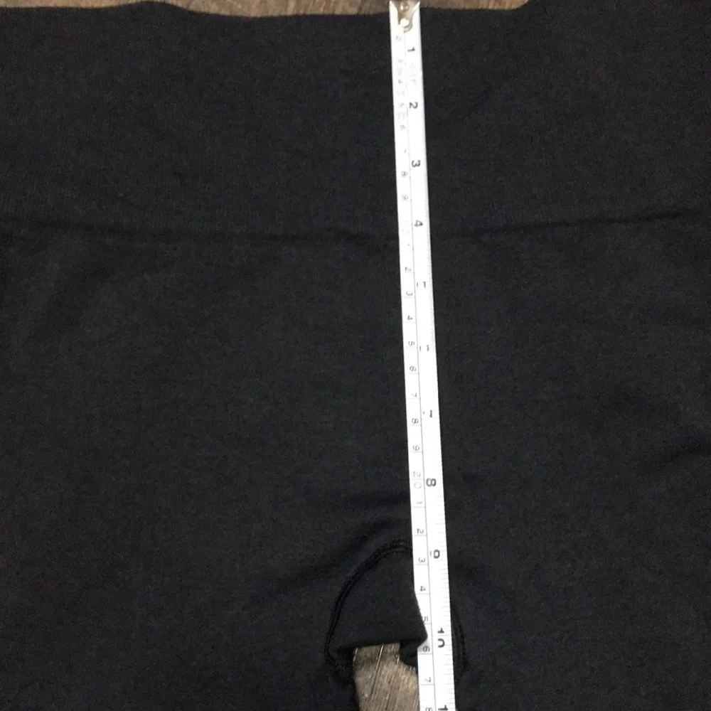 Lululemon Seamlessly Street Crop Heathered Black